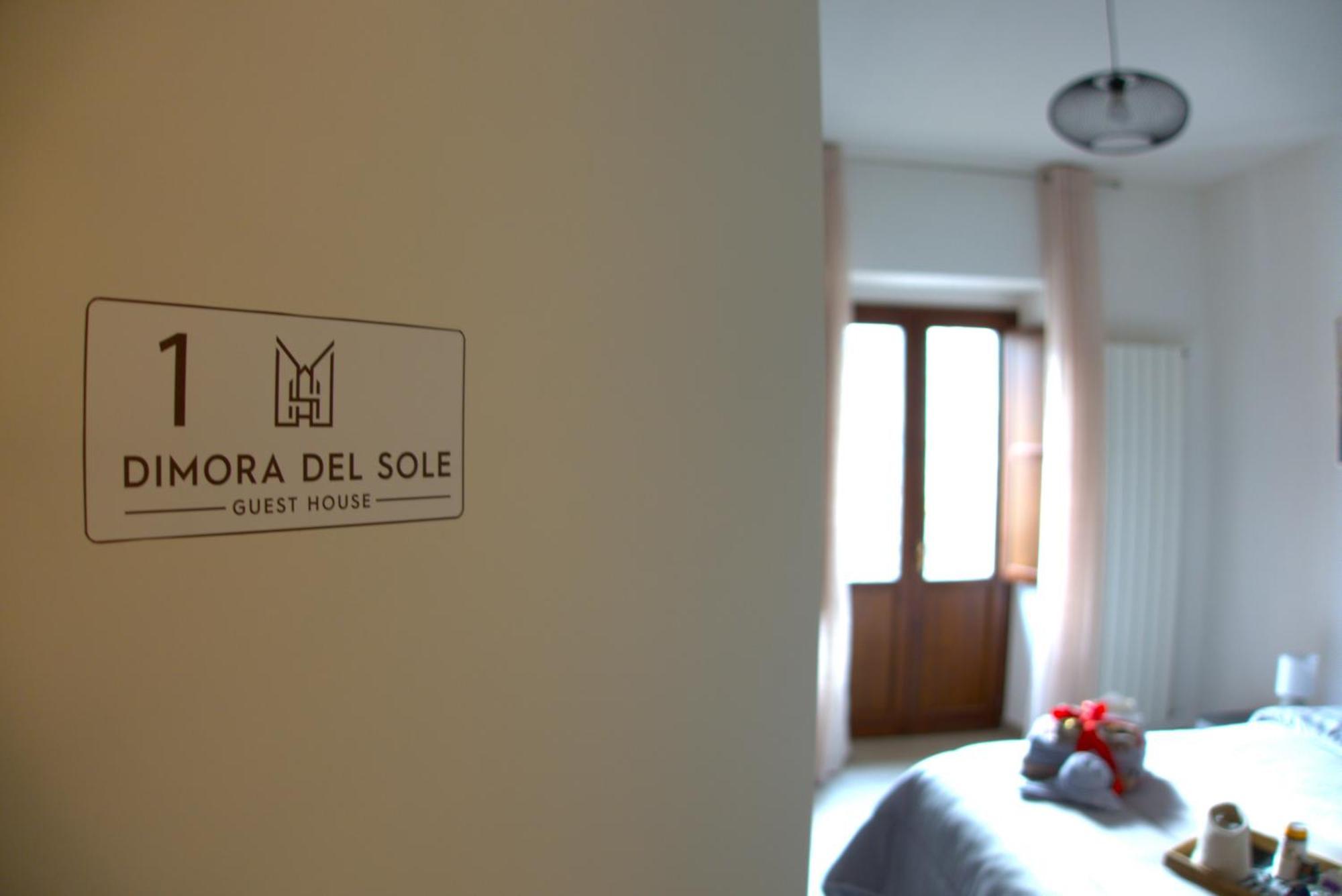 Dimora Del Sole - Civico 13 Hotel LʼAquila Buitenkant foto